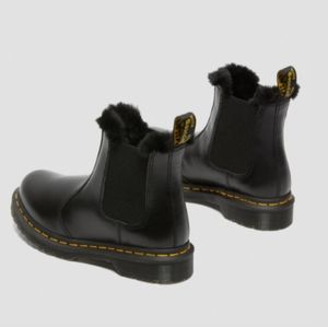 DR MARTIN BOOTS
